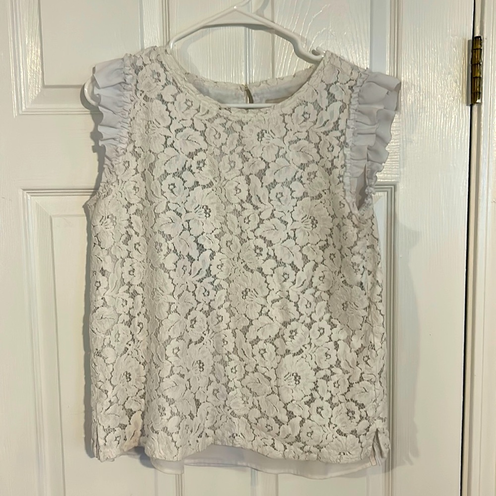 Woman’s Loft Shirt, white size M, detailed lace with flutter sleeves